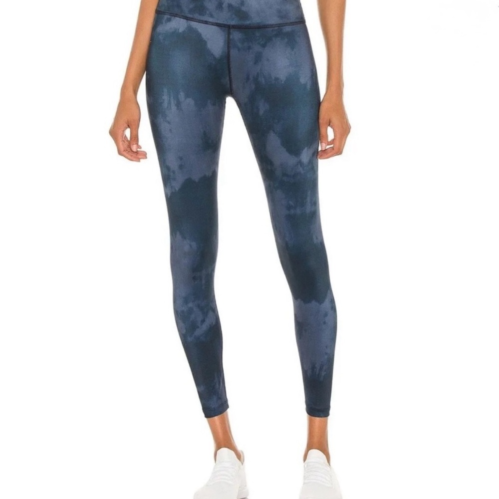Beyond Yoga Cloud Tie-Dye Leggings